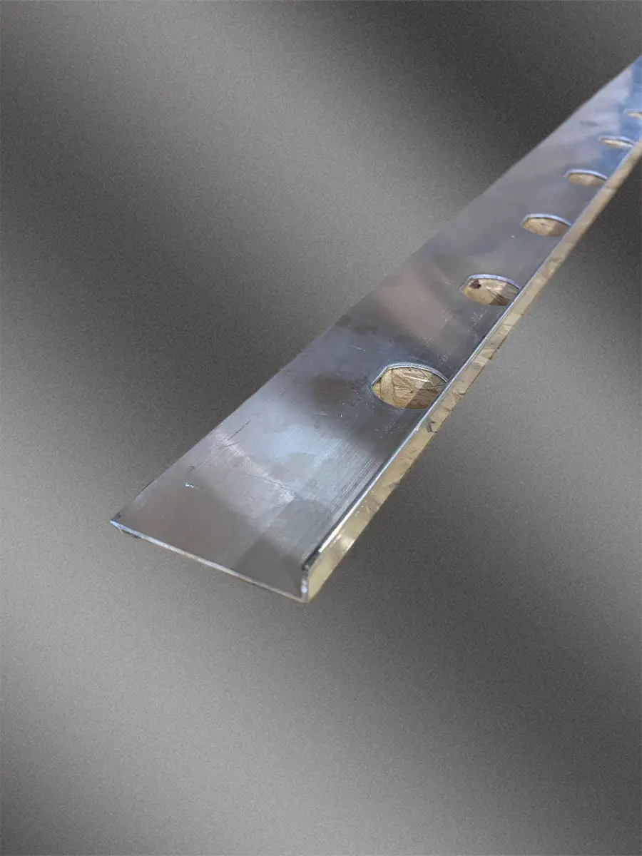 Profil Schodowy (cokołowy) Aluminiowy o dł. 2 mb.